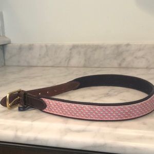 Vineyard Vine kids belt